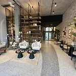 Olive With Kitchen
